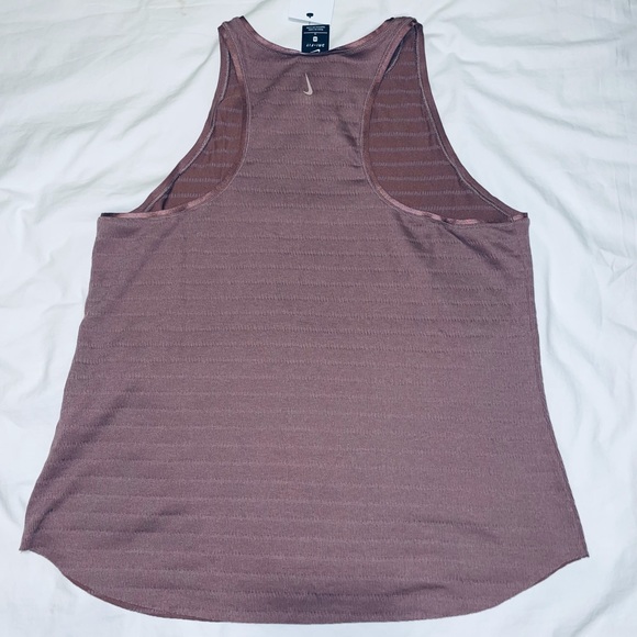 Nike Yoga Dri-Fit Women's Tank Top Sz 1X - Picture 2 of 4
